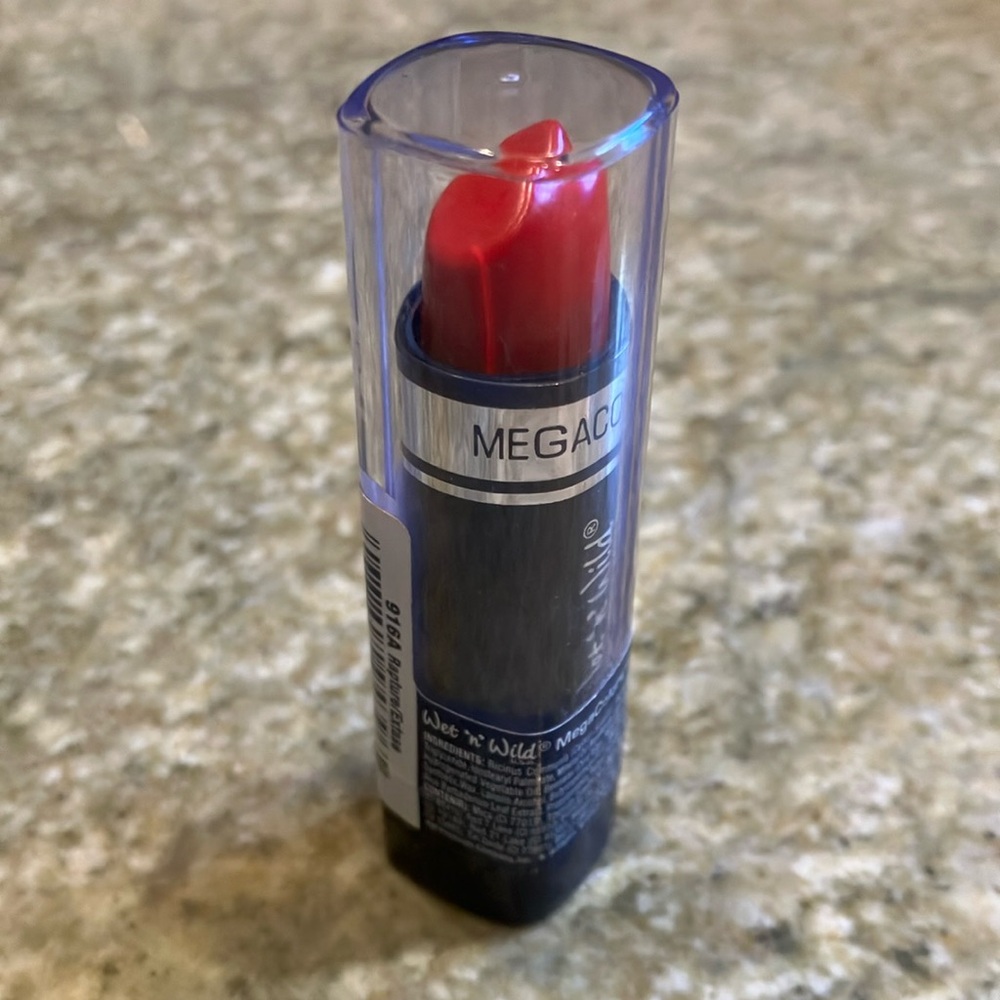Wet & Wild Lipstick 916A Rapture / Extase